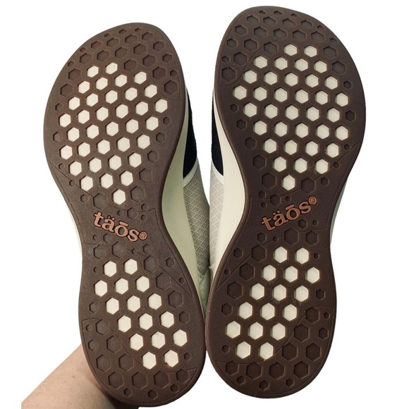 Taos Footwear Direction Sneakers Womens Size 10 N8056 Colorblock NWOB - Picture 13 of 16